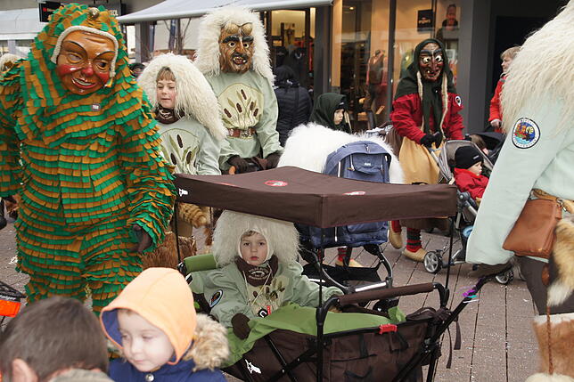 Bild 1: Bilder vom Kinderumzug zum Ringtreffen des Alemannischen Narrenrings am Samstag