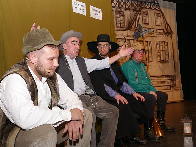 Bild 16: Bilder der Premiere zu den Narrenspielen des Rattlinger Narrenvereines Burg Rosenegg