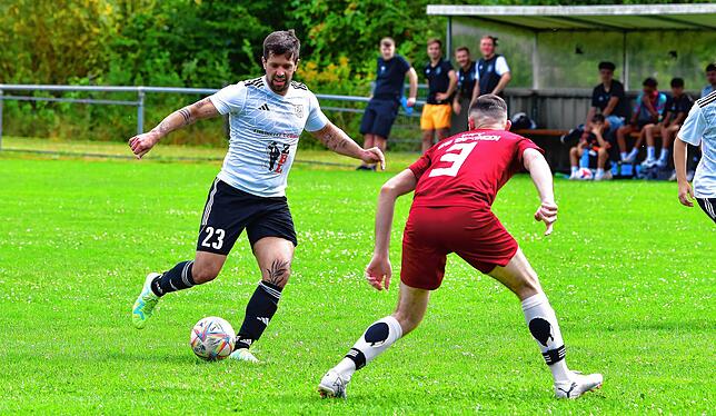 Bild 12: SV Obersäckingen zieht mit 4:0 gegen DTFV Bad Säckingen in die Pokalserie ein – wir haben Bilder!