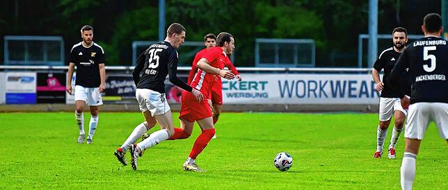 Bild 34: SV 08 Laufenburg besiegt den FC Tiengen 08 im Hochrhein-Derby mit 4:2 – und wir haben Fotos!