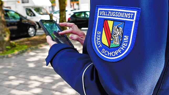 Bekommt Schopfheim ergänzend zum Vollzugsdienst eine Stadtpolizei? Das wird der Gemeinderat entscheiden. Bild: André Hönig