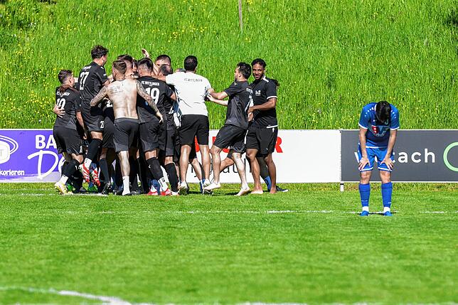 Bild 24: FC Erzingen unterliegt dem FC Wittlingen vor 500 Zuschauern mit 0:2 – und wir haben Fotos!