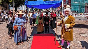 Graf Heinrich VIII. zu Fürstenberg und seine Frau Amalie (hier das diesjährige Grafenpaar) riefen das Gregorifest 1589 als Fest für ...