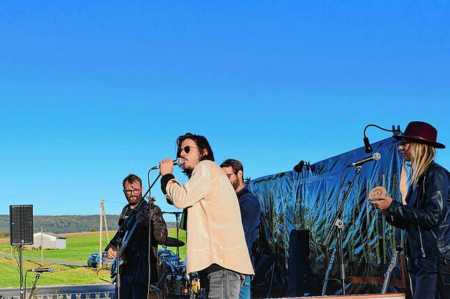 Bild 21: Bilder der Feuerwehrkapelle mit ihrem neuen Format &bdquo;The Show Must Go On&ldquo;