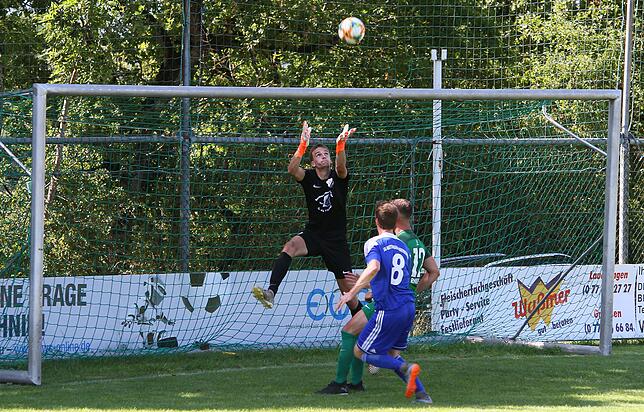 Bild 2: SG Mettingen/Krenkingen sichert sich einen knappen 3:2-Pokalsieg beim SV Rheintal