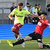 Einsatz: Fabian Venturiero (rechts) klärt beim 3:1 des FSV Rheinfelden gegen den Freiburger FC II gegen Hassan Mourad, Torschütze zum ...
