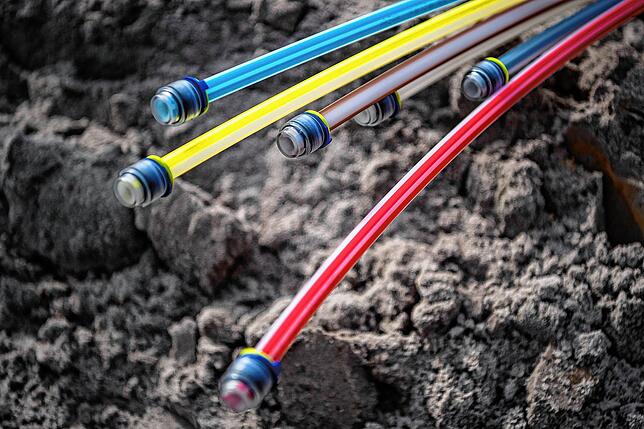Umstieg auf schnelles Internet: Damit locken die Vertreter, die in Bad Säckingen von Haus zu Haus ziehen, um im Auftrag der Telekom ...