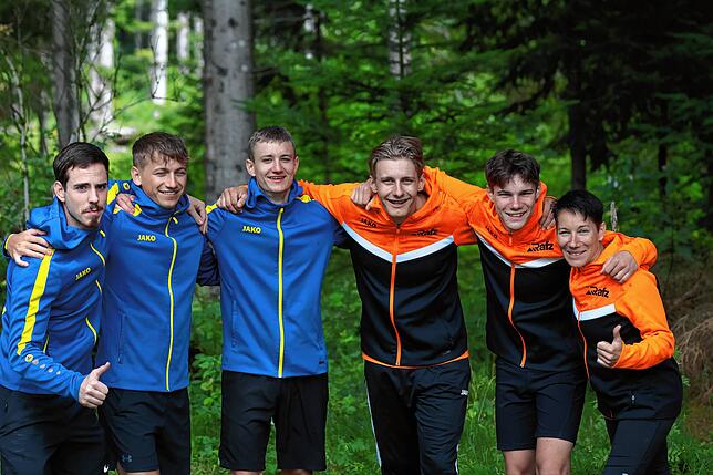 Bild 1: 135 Teilnehmer beim 70. Bergturnfest auf dem Dachsberg – wir haben Fotos!