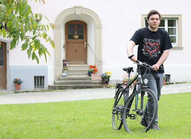Benedikt Kitt (LBU/Die Grünen) ist mit 21 Jahren das jüngste Mitglied im neuen Gemeinderat. Zunächst überrascht von so viel Zuspruch, ...