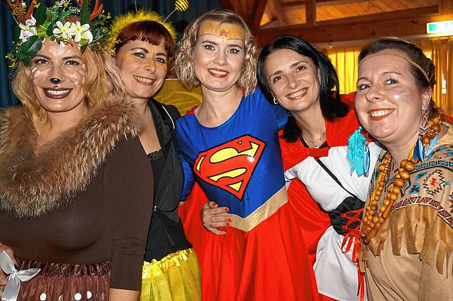 Bild 24: Bilder vom Frauenkaffee der Nußdorfer Schnecken