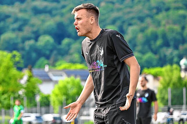 Bild 10: FC Wittlingen sichert sich mit 2:1 beim SV Herten den Meistertitel – und wir haben Fotos!