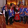 Dagmar-Wenzler Beger (3. von links) wird für ihre Verdienste um den Rattlinger Narrenverein Burg Rosenegg zur Obristin ernannt. Von ...