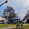 90 Feuerwehrleute waren am Freitag in Tunau im Einsatz.