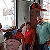 Gabriele Gietz von der Stadtbücherei (links), Christina Kästle von der Tourist Information (Mitte) und Stadtjugendpfleger Frank Dei ...