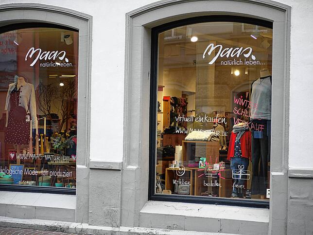 Bild 3: Ein bisschen Hoffnung unter Händlern: Seit Montag darf in Konstanz wieder bestellte Ware via &bdquo;Click and Collect&ldquo; angeboten werden &ndash; doch das löst nur einen Teil der Probleme