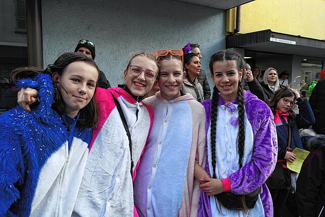 Bild 18: Bilder vom Narrensprung der Narrenzunft Seegockel in Friedrichshafen (3/3)