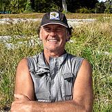 Pavel Janda (70) geht auch im Winter Schwimmen. Er sagt: „Ich denke am klarsten, wenn ich aus dem kalten Wasser komme.“