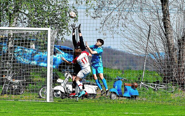 Bild 20: SV Buch spielt 1:1 im Oster-Derby gegen den FC RW Weilheim &ndash; und wir haben Bilder!