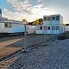 Die ersten Container für die Anschlussunterbringung von Geflüchteten in der Clara-Jaschke-Straße sind angekommen.