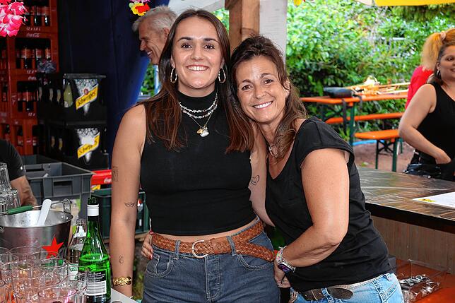 Bild 3: Endlich wieder Dettinger Dorffest! Hier gibt‘s die Bilder