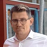 Frederic Striegler, Geschäftsführer der IG-Metall Friedrichshafen-Oberschwaben, hat seine Tochter für zwei Nachmittage angemeldet, ...