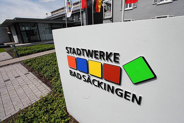 Einen sechsstelligen Betrag soll der frühere Geschäftsführer bei den Stadtwerken unterschlagen haben.