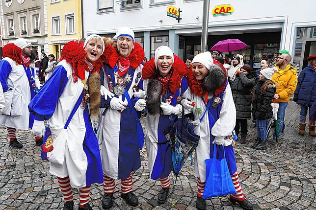 Bild 25: Alle Bilder vom großen Umzug in Villingen am Dienstag (3)