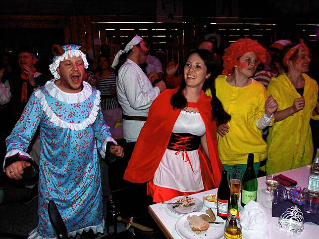 Bild 11: Alle Bilder vom närrischen Abend der Bengelschießer &ndash; Teil 2