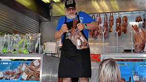 Bild : Bilder des Hamburger Fischmarkt in Todtmoos
