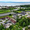 Der Bildungsstandort Friedrichshafen im Fallenbrunnen: Hier sind die Zeppelin-Universität auf dem ZF-Campus (links) und Berufsakademie ...