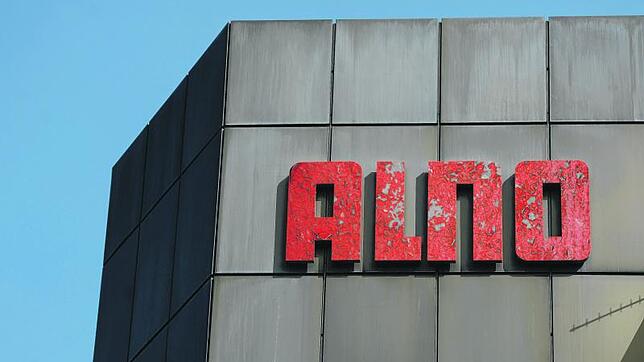 Alno-Schriftzug (Foto-Montage) am Stammsitz in Pfullendorf. Die Zukunft des Unternehmens entscheidet sich in den kommenden Wochen.