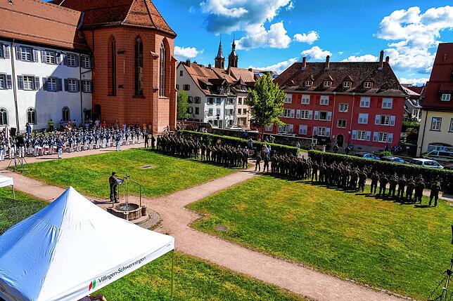 Bild 23: Die schönsten Impressionen von der Jubilumsparade der Pioniere durch die Innenstadt