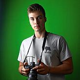 Moritz Högemann möchte Stereotype und Vorurteile über Narkolepsie aus dem Weg räumen.