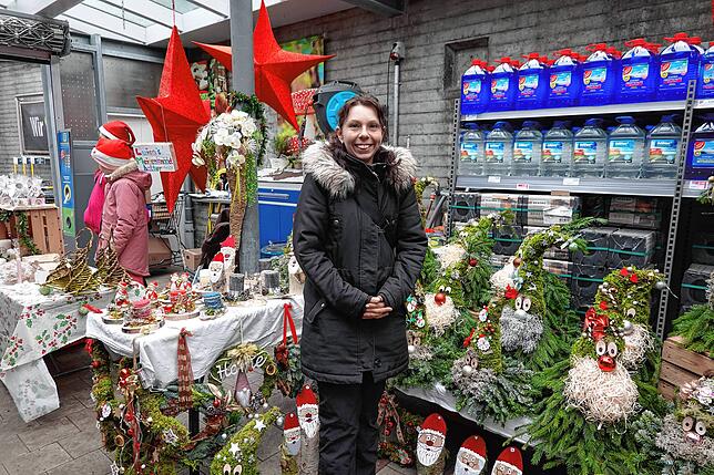 Bild 20: Groß und Klein trotzen beim Weihnachtsmarkt Rickenbach dem Schmuddelwetter