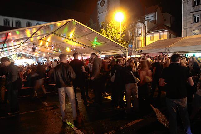Bild 7: Konstanzer Weinfest 2025: Am letzten Abend gehen die Lichter aus