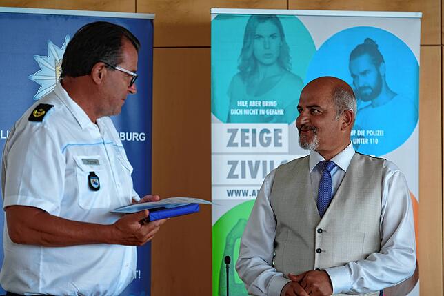 Ayvaz Dursun wehrte sich gegen einen maskierten und bewaffneten Angreifer.