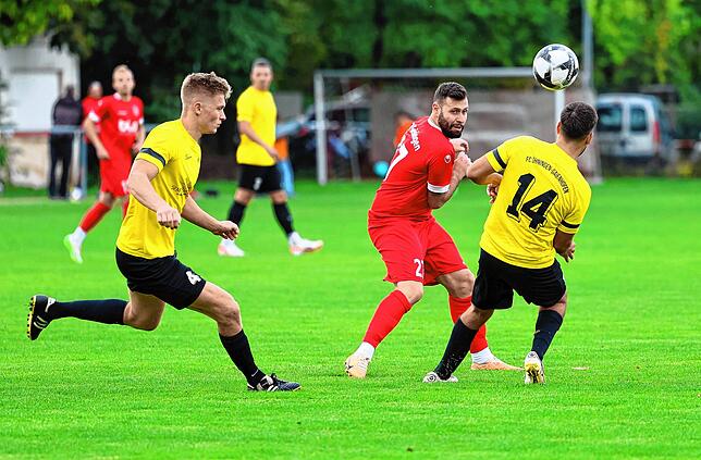 Bild 9: Die besten Bilder der Landesliga-Partie zwischen dem SV Geisingen und dem FC Öhningen-Gaienhofen