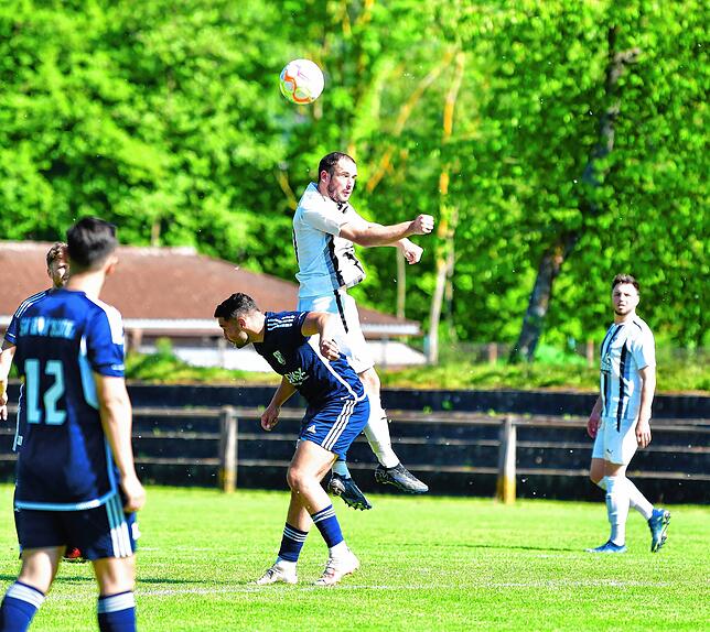 Bild 3: SV Blau-Weiß Murg besiegt den FC Wittlingen mit 4:3 – und wir haben Bilder!