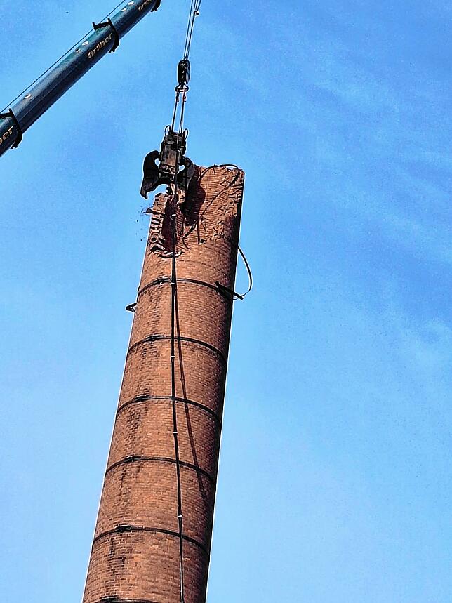Bild 4: Wehra-Areal in Wehr: So verschwindet der Schornstein
