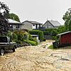 Eine Straße in Bitzenhofen wird zum Fluss.
