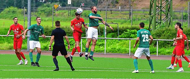 Bild 13: FC Zell gewinnt Hochrhein-Derby gegen Aufsteiger FC Tiengen 08 mit 2:0 &ndash; und wir haben Bilder!