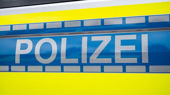 Der Mann war mit seinem Krad nach dem Überholen von der Fahrbahn abgekommen. (Symbolbild)