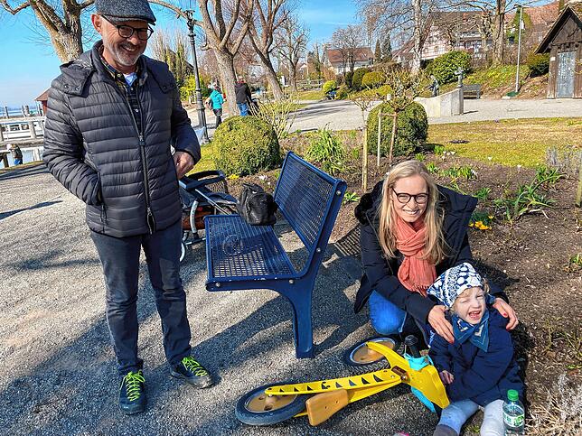 Drei Generationen: Michael Schimmele, Tochter Annabell Sanders und deren Tochter Johanna. Annabell Sanders wohnt in Frankfurt und ist ...