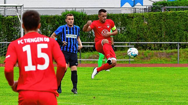 Bild 8: FC Tiengen 08 setzt sich mit 4:3 bei Aufsteiger SG FC Wehr-Brennet durch &ndash; und wir haben Bilder!