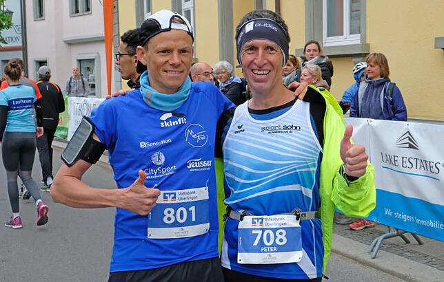 Benedikt Hoffmann (links) aus Stockach lief erst am Sonntag bei den Deutschen Meisterschaften einen Marathon in 2:22 Stunden und nutzte ...