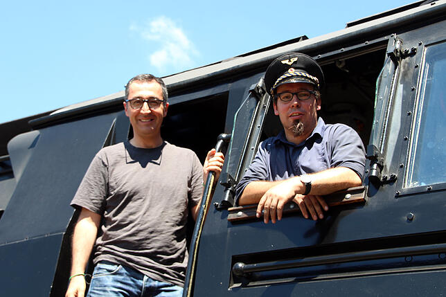 Die Sauschwänzlebahn zieht Menschen aller Couleur an. Im Juli 2018 fährt der bekannte Grünen-Politiker Cem Özdemir mit, unser Bild zeigt ...