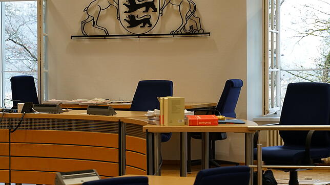 Der größte Saal im Justizgebäude in Waldshut-Tiengen: Hier müssen sich zwei Angeklagte derzeit vor dem Landgericht verantworten.