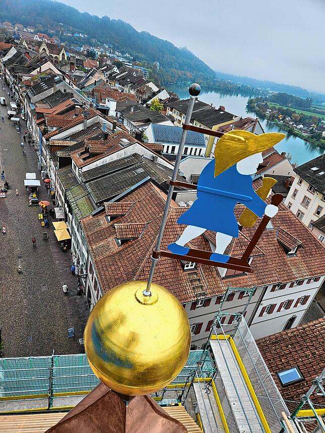 Bild 25: Das untere Tor hat einen neuen Glockenturm! Das sind die spektakulärsten Bilder der Montage
