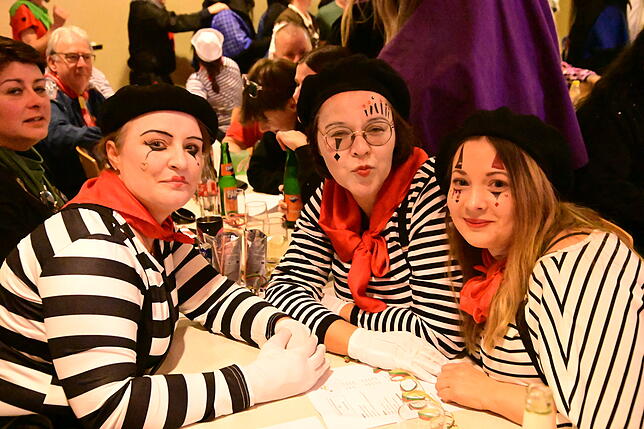 Bild 26: Schmodoball 2025 in St. Georgen: So spektakulär war das Event im Goldenen Auerhahn – Bilder hier!