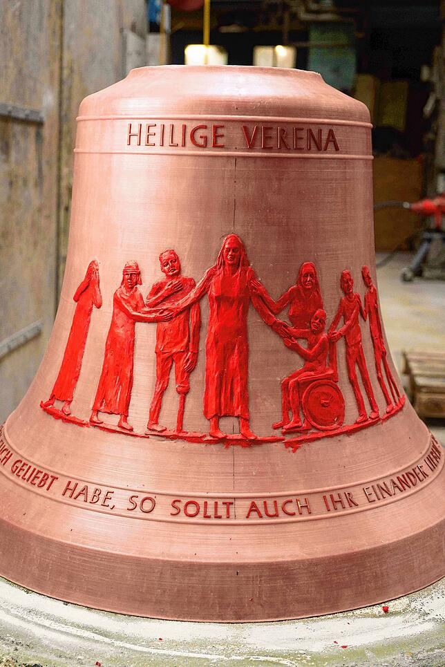 Schöne „Kleine“: So sieht die falsche Glocke der kleinsten kommenden Liebfrauen-Glocke aus. Sie ist der Heiligen Verena, der ...